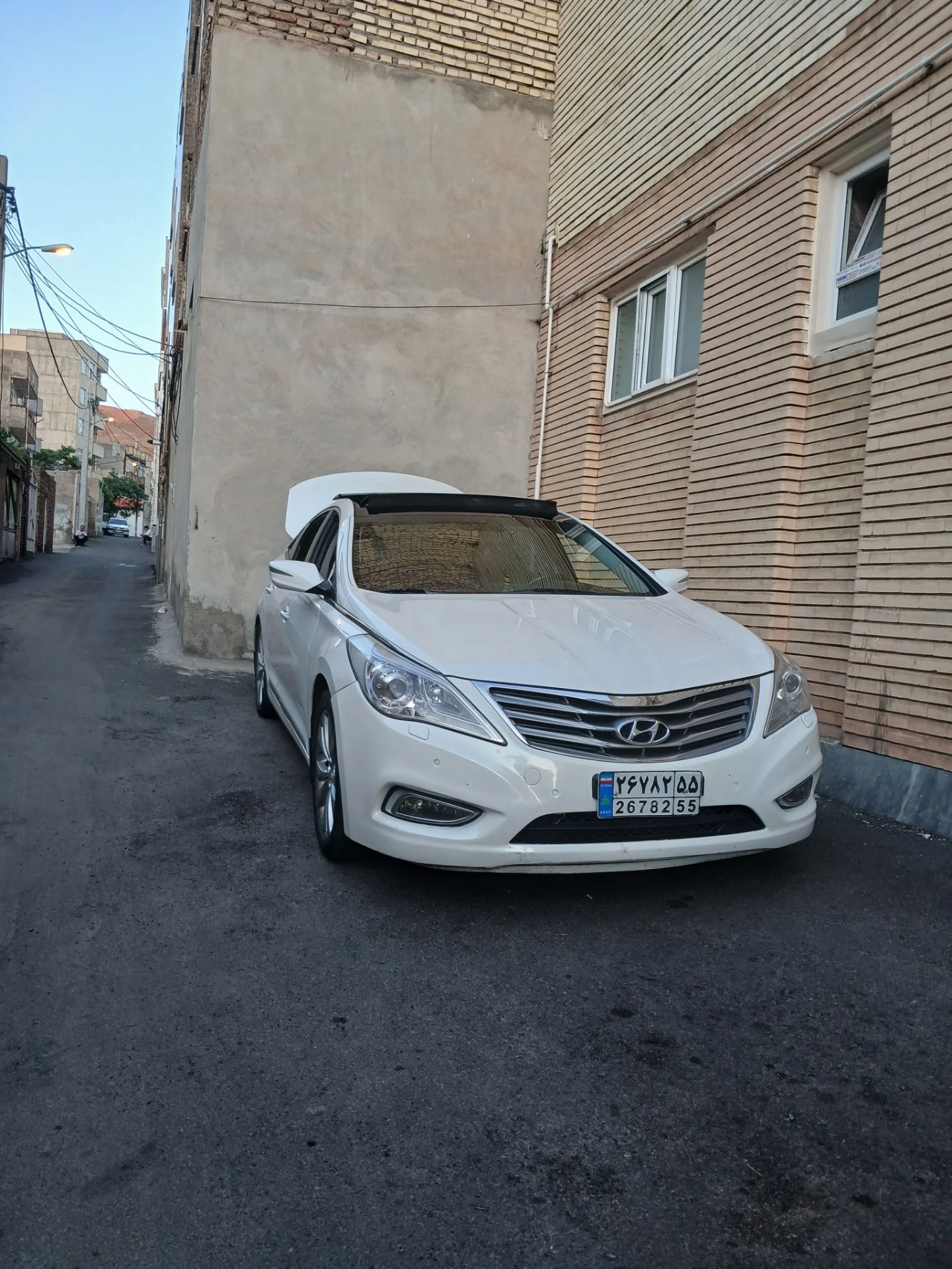 آزرا گرنجوور ارس دائم